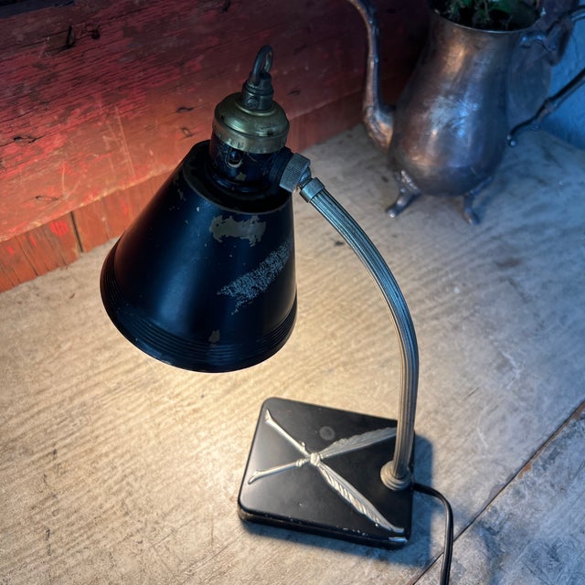 1930s Chase Brass & Copper Co. Art Deco Desk Lamp Black Shade & Feather Base For Sale - Image 10 of 17