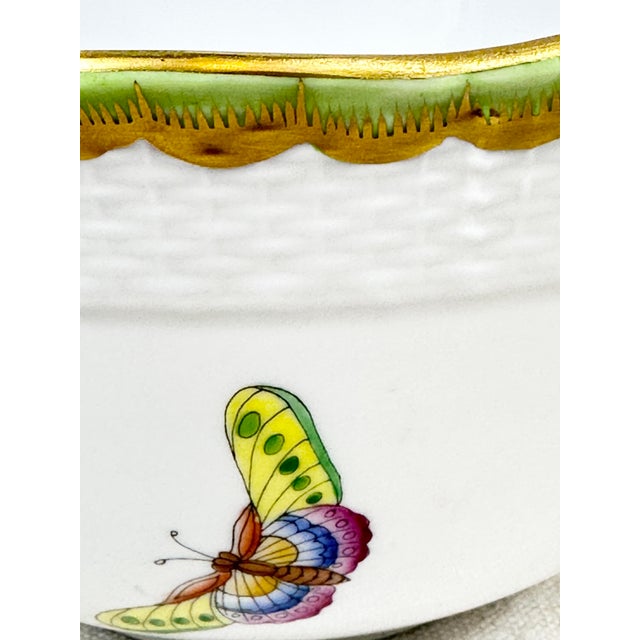 Vintage Hand-Painted Herend Hungary Queen Victoria Porcelain Bowl For Sale - Image 10 of 12