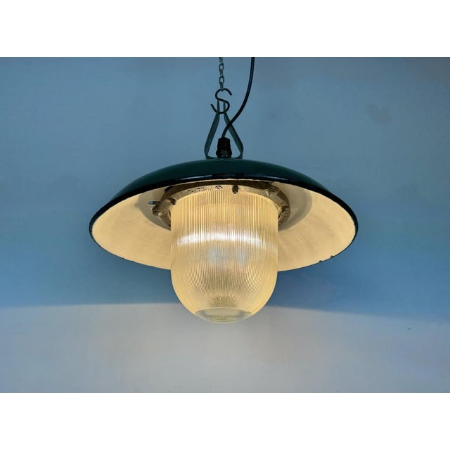 Industrial Green Enamel Factory Pendant Lamp in Cast Iron, 1960s For Sale - Image 15 of 16