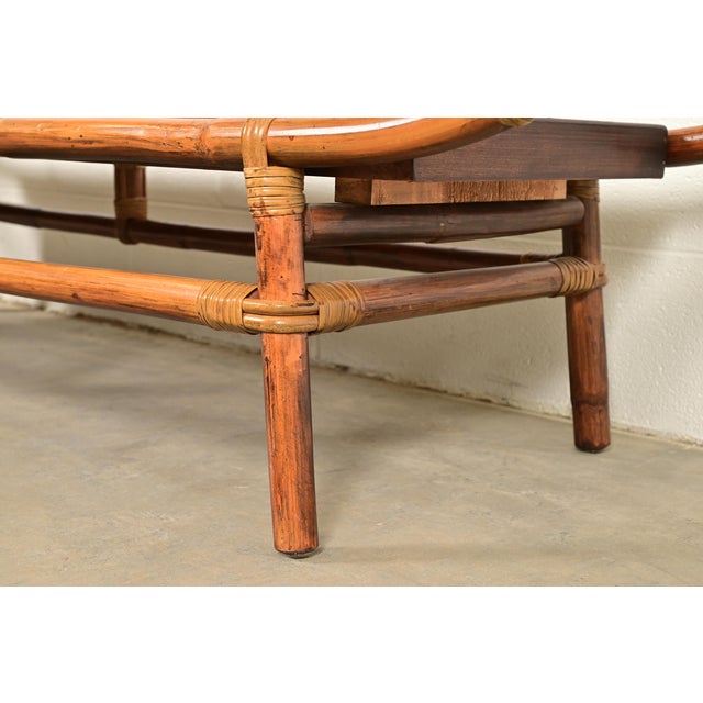 John Wisner for Ficks Reed Mid-Century Hollywood Regency Pagoda Coffee Table, 1950s For Sale - Image 9 of 11