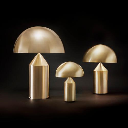 Vico Magistretti Gold Large and Small Atollo Table Lamp by Vico Magistretti for Oluce, Set of 2 For Sale - Image 4 of 6