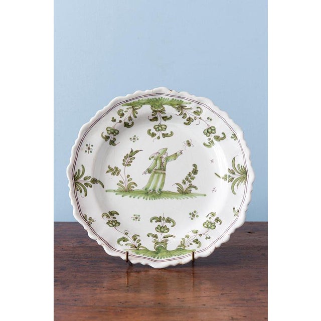 Ceramic Mid-18th Century Green Plate with Figure from Bordeaux Faience For Sale - Image 7 of 7
