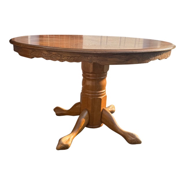 1980s Claw Foot Round Oak Dining Table For Sale