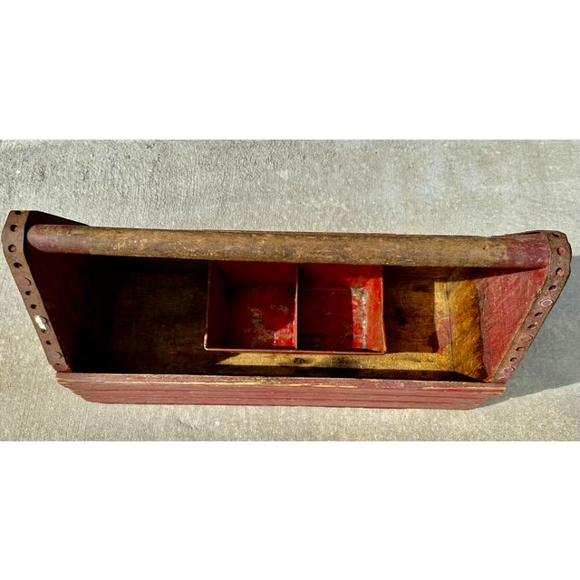 Antique Early 20th Century Red Rustic Farmhouse Wooden Tool Caddy For Sale In Orlando - Image 6 of 11