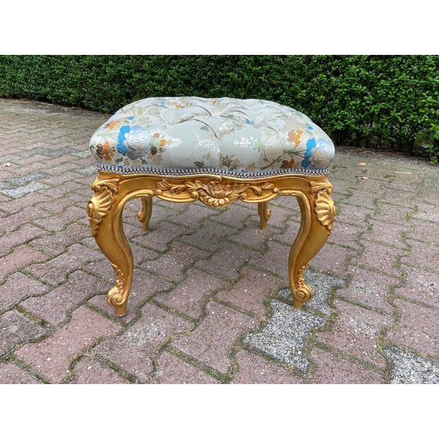 1980s 1980 Artisan Louis XVI Gold Pistachio Beech Bench For Sale - Image 5 of 7