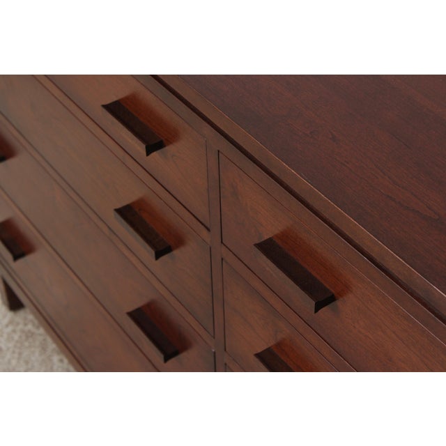 Stickley Metropolitan 8 Drawer Cherry Double Dresser For Sale - Image 12 of 16
