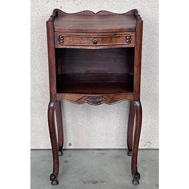 French Country 20th Pair of Dark Walnut Nightstands Tables With Drawer and Open Shelf For Sale - Image 3 of 12