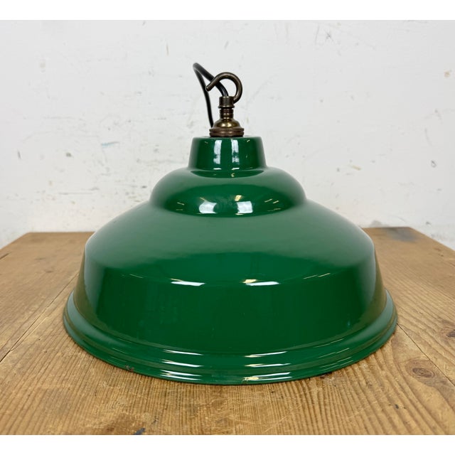 Industrial British Green Enamel Factory Pendant Lamp, 1960s For Sale - Image 9 of 16