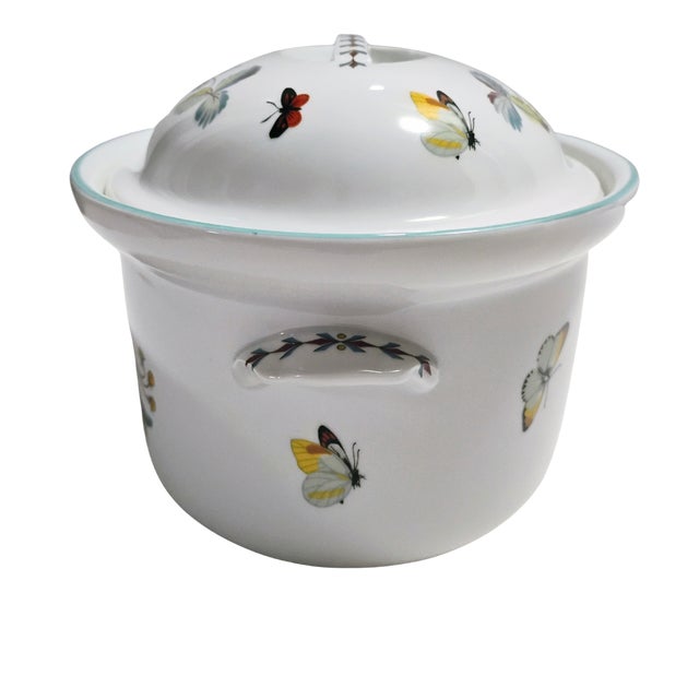 1970s Vintage Royal Worcester "Strawberry Fair" Flameproof Porcelain Oval Covered Dish For Sale - Image 5 of 15