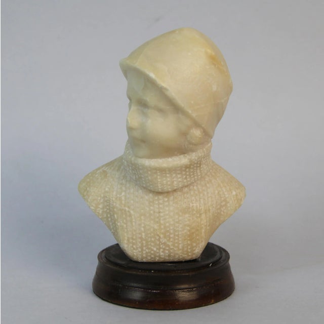 Wood Art Deco Sculpture in Alabaster and Wood For Sale - Image 7 of 7