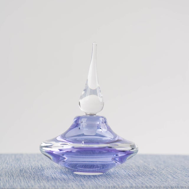Vintage Light Purple Glass Perfume Bottle With Clear Stopper For Sale - Image 9 of 12