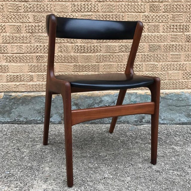 1960s Pair of 1960's Danish Modern Attributed to Kai Kristiansen Sculpted Walnut Compass "Fire" Chairs For Sale - Image 5 of 7