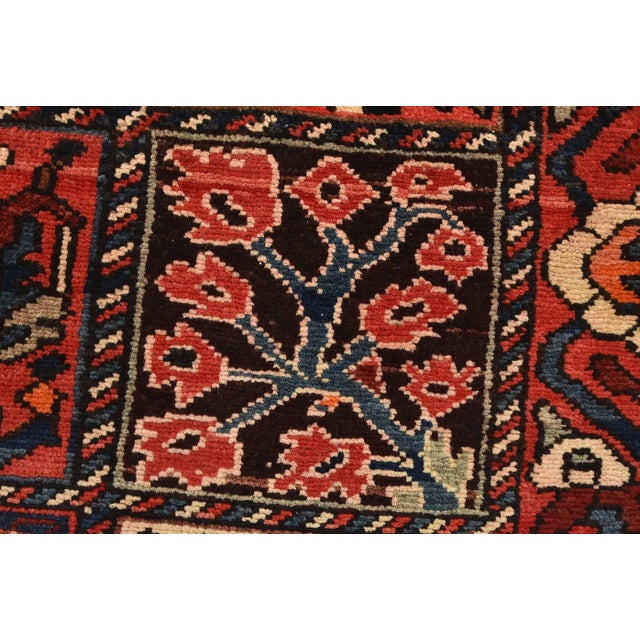 Bakhtiari Rug 5'3'' X 9'11'' Multicolor Wool Semi-Antique Hand-Knotted Carpet For Sale - Image 4 of 15