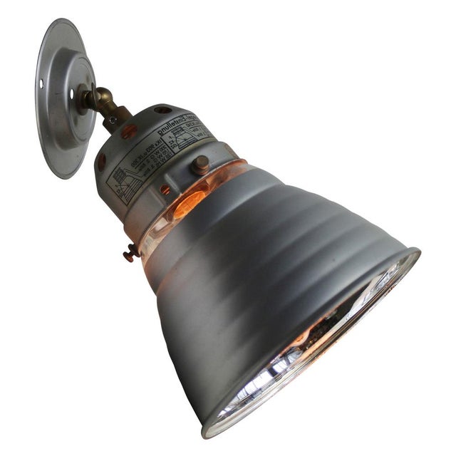 Vintage Industrial Zeiss Ikon Ik180 Mercury Mirror Glass Wall Light For Sale - Image 9 of 10