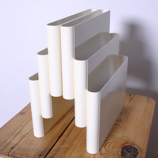 White Model 4675 Magazine Rack with 6 Compartments by Giotto Stoppino for Kartell, 1970s For Sale - Image 17 of 18