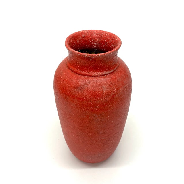 Mid 20th Century Mixed Chinoise Motif Ceramic Vase Curation - Group of 5 For Sale - Image 5 of 12