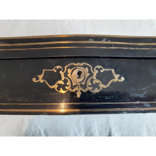 Napoleon III Style Box in Black Lacquered Wood and Gilded Brass, 1890 For Sale - Image 13 of 14