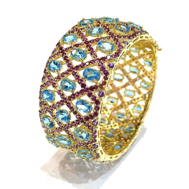 Bochic “Capri” Vintage Blue Topaz, Sapphire & Amethyst Cuff 18K Gold & Silver For Sale - Image 11 of 13