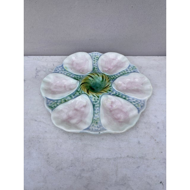 French Majolica oyster plate Orchies, circa 1900.