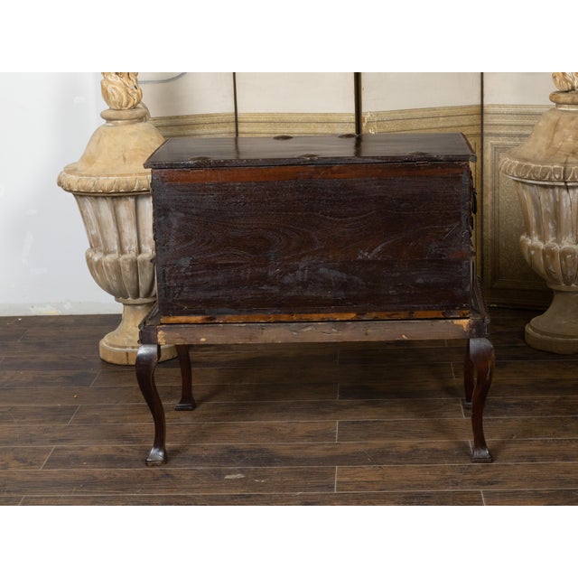 Brown Anglo-Indian 19th Century Two-Toned Geometric Front Mahogany Coffer on Base For Sale - Image 8 of 12