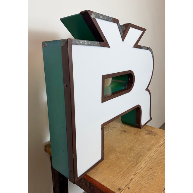 1960s Large Vintage Illuminated Advertising Letter Ř, 1960s For Sale - Image 5 of 18