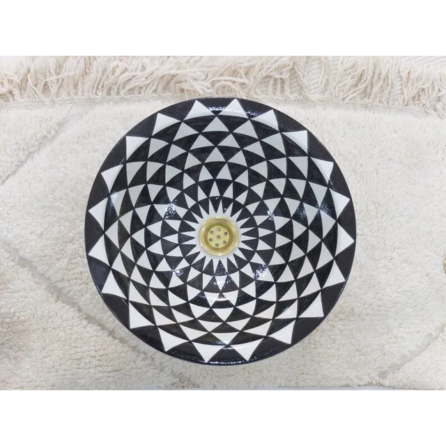 Ceramic Contemporary Ceramic Bathroom Bowl Sink For Sale - Image 7 of 7