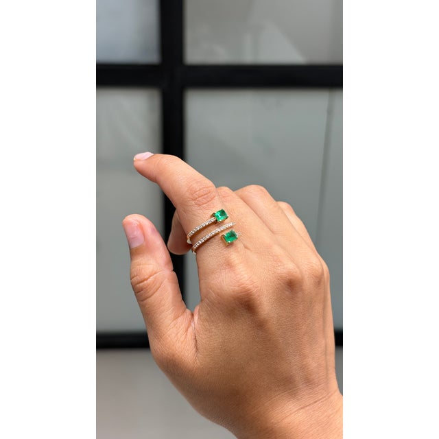 Mid-Century Modern Mid 20th Style Spiral Wrap Emerald Diamond Multi Row Gold 14k Ring Size 7 For Sale - Image 3 of 17