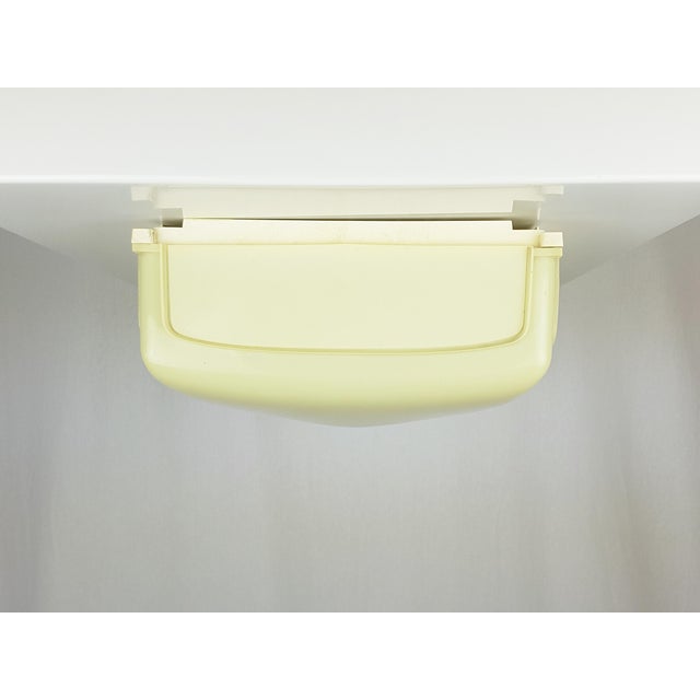 Cream Vintage Plastic Cnosso Wall Lights by A. Mangiarotti for Artemide, 1969, Set of 5 For Sale - Image 8 of 12