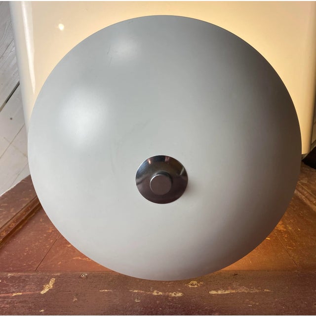1950s White and Chrome Bauhaus Style Table Lamp For Sale - Image 5 of 10