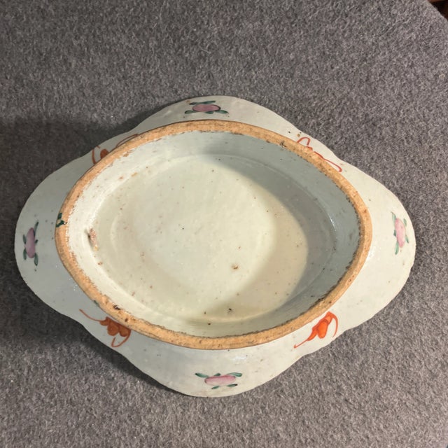 Antique Chinese Export Famille Rose Pedestal Plate For Sale In Orlando - Image 6 of 9