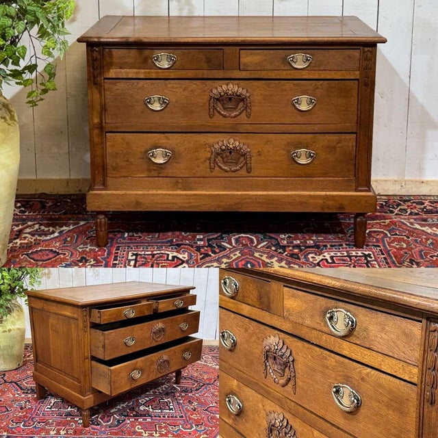 Early 20th century oak chest of drawers - W=1.11m, D=63.5cm, H=82cm.