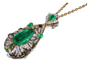 Late 20th Century Gia Natural 4.10Cts Emerald Diamond Solid 18k Gold Pendant Necklace