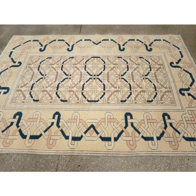 Galerie Shabab Collection Mid-20th Century Turkish Anatolian Art Deco Style Accent Rug For Sale In New York - Image 6 of 10