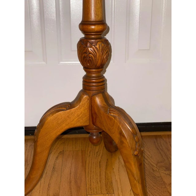 Wood Antique Figure Maple ound Pedestal Table For Sale - Image 7 of 13