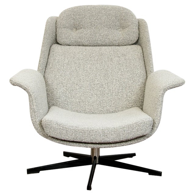 Swivel Chair B7041, Poland, 1970 For Sale