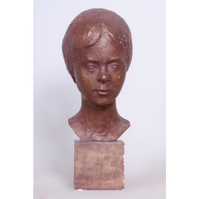 This statuette in the form of a bust is an immensely elegant example of Czechoslovak decorative art from the early 20th...