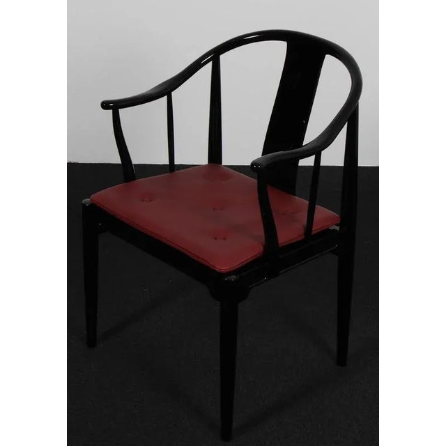 Hans J. Wegner famous and beautiful chair is an adaptation of an old Chinese chair of the Ming dynasty; “China Chair”. A...