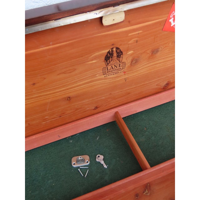 Mid 20th Century Lane Mid Century Mahogany Cedar Chest Blanket Trunk Bench With a Shelf 6633 For Sale - Image 5 of 16