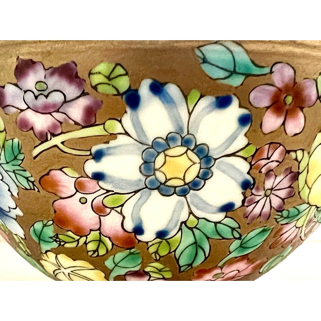 Fine Chinese Translucent Famille Rose 'Eggshell' Porcelain & Gilt Bowl (Millefleurs/Hundred Flowers) For Sale - Image 10 of 11