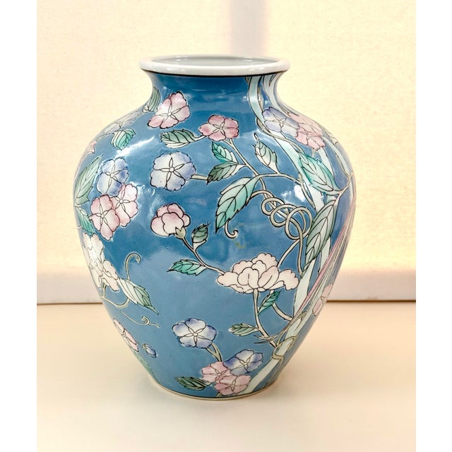 Vintage 1970s Porcelain Chinese Floral and Bird Vase For Sale In New York - Image 6 of 9