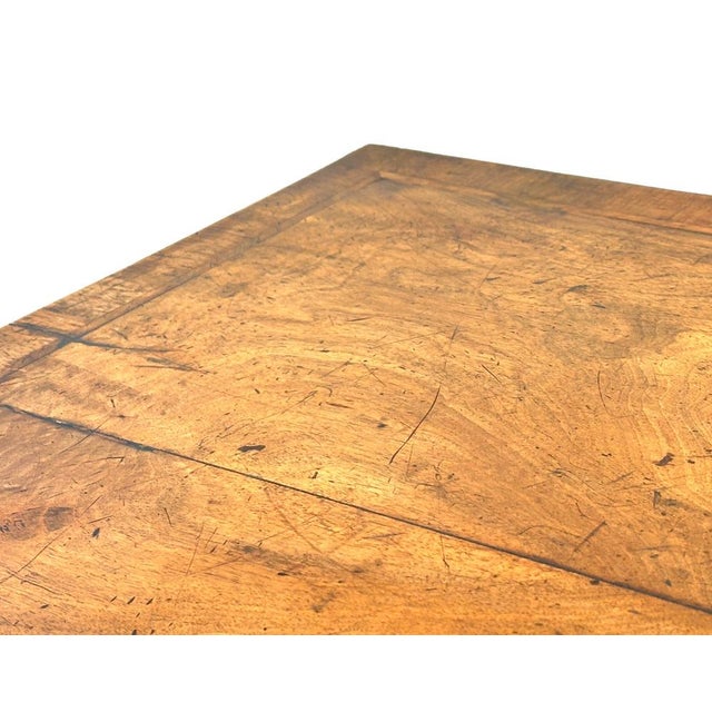 Early 18th Century Georgian Walnut Lowboy, 1730 For Sale - Image 4 of 16