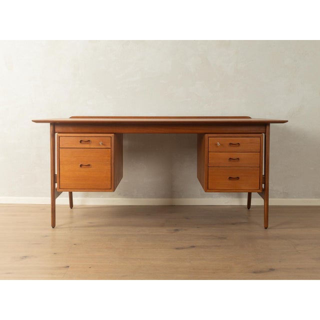 Danish Desk by Arne Vodder for GV Møbler, 1960s For Sale - Image 12 of 12