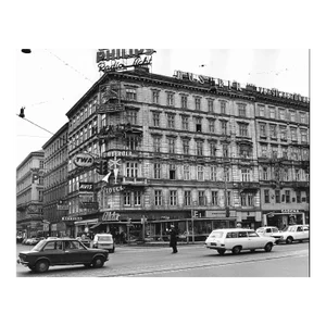 1971 Vienna Austria Streetscene by Don Ware