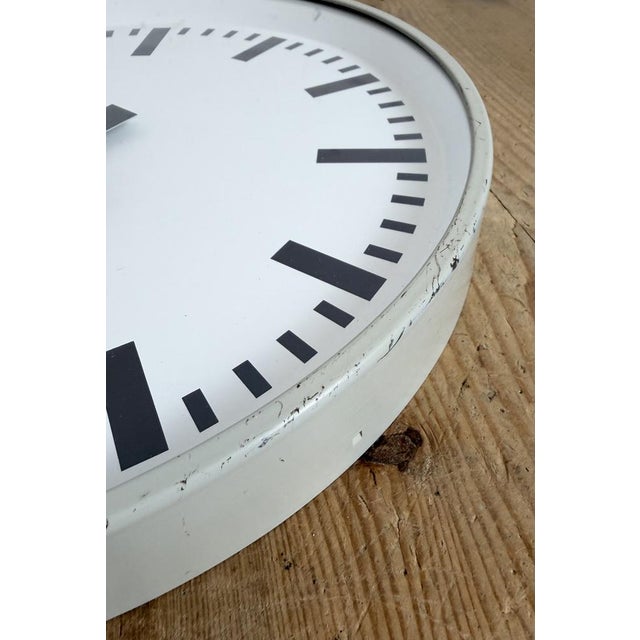 Vintage Industrial Factory Wall Clock from Siemens, 1970s For Sale - Image 12 of 18