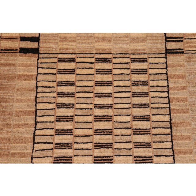 Bohemian Gabbeh Tan/Brown Wool Rug - 6'1'' X 8'10'' For Sale In New York - Image 6 of 10