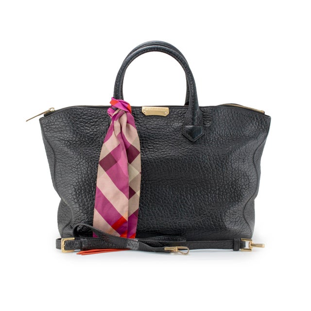 Burberry Dewsbury Medium Black Heritage Grain Leather Tote Bag For Sale - Image 12 of 13