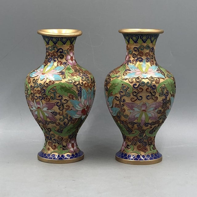 These beautiful antique champlevé cloisonné vases from China are made from high quality brass and are an excellent example...