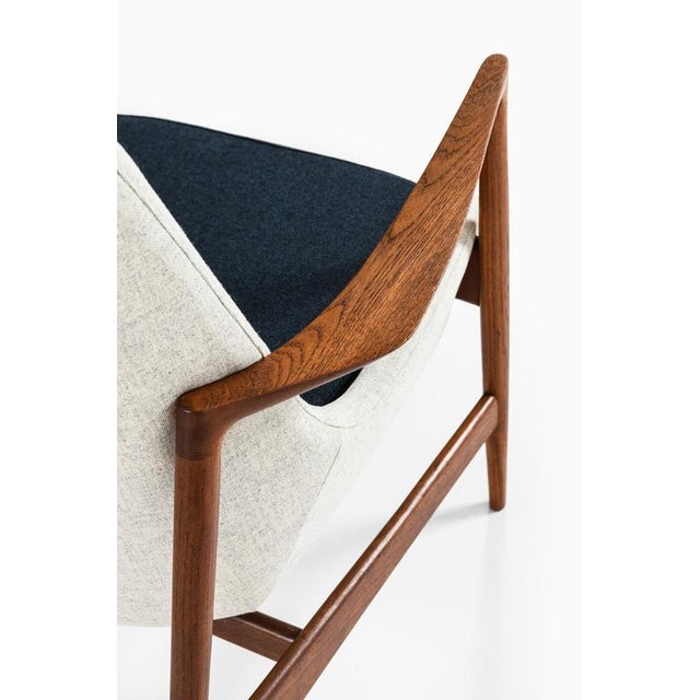 1950s Easy Chairs in Wool and Teak attributed to Ib Kofod-Larsen, 1950s, Set of 2 For Sale - Image 5 of 11