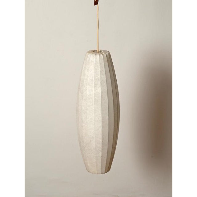 Large Mid-Century Italian Beige Cocoon Pendant attributed to Castiglioni for Hille, 1960s For Sale - Image 4 of 14