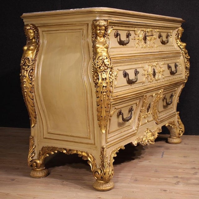 20th Century Italian Lacquered and Gilded Chest of Drawers, 1930s For Sale - Image 13 of 16